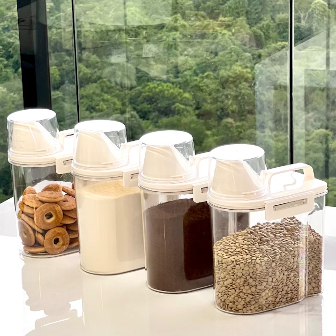 Kit 4 Potes Hermético com Copo Medidor 1,5 Litros